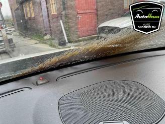 Volvo V-40 V40 (MV), Hatchback 5-drs, 2012 / 2019 1.5 T3 16V Geartronic picture 23