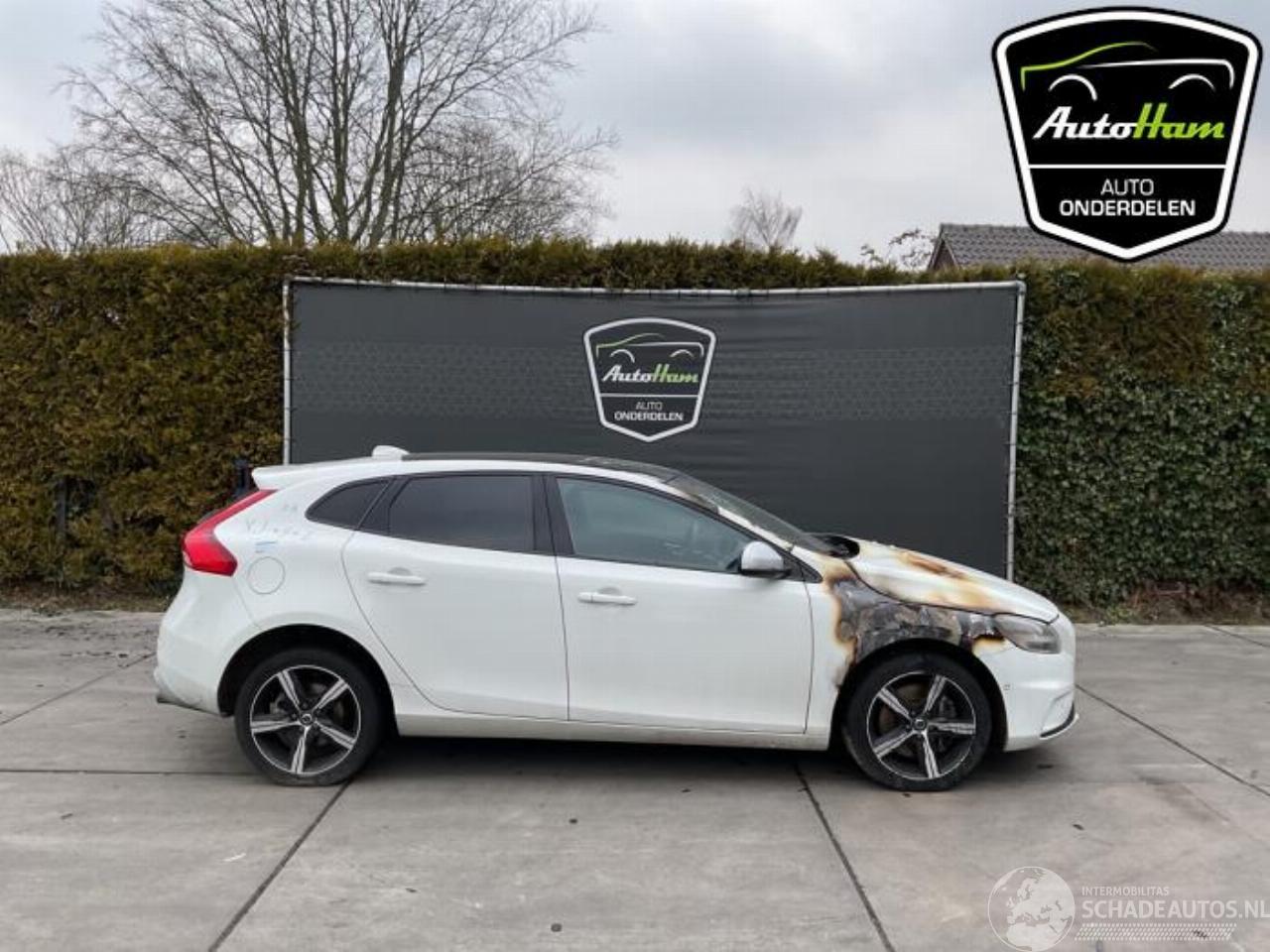 Volvo V-40 V40 (MV), Hatchback 5-drs, 2012 / 2019 1.5 T3 16V Geartronic