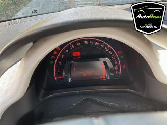 Renault Twingo Twingo III (AH), Hatchback 5-drs, 2014 1.0 SCe 70 12V picture 16