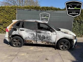 Auto da rottamare Volkswagen Tiguan Tiguan (AD1), SUV, 2016 / 2024 2.0 TSI 16V 4Motion 2016/6