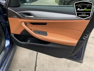 BMW 5-serie 5 serie Touring (G31), Combi, 2017 520i 2.0 TwinPower Turbo 16V picture 22