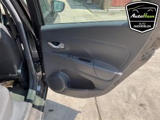 Renault Clio Clio IV Estate/Grandtour (7R), Combi 5-drs, 2012 / 2021 0.9 Energy TCE 12V picture 26