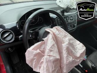 Volkswagen Up! Up! (121), Hatchback, 2011 1.0 12V 75 picture 10