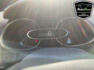 Renault Clio Clio IV Estate/Grandtour (7R), Combi 5-drs, 2012 / 2021 0.9 Energy TCE 90 12V picture 18