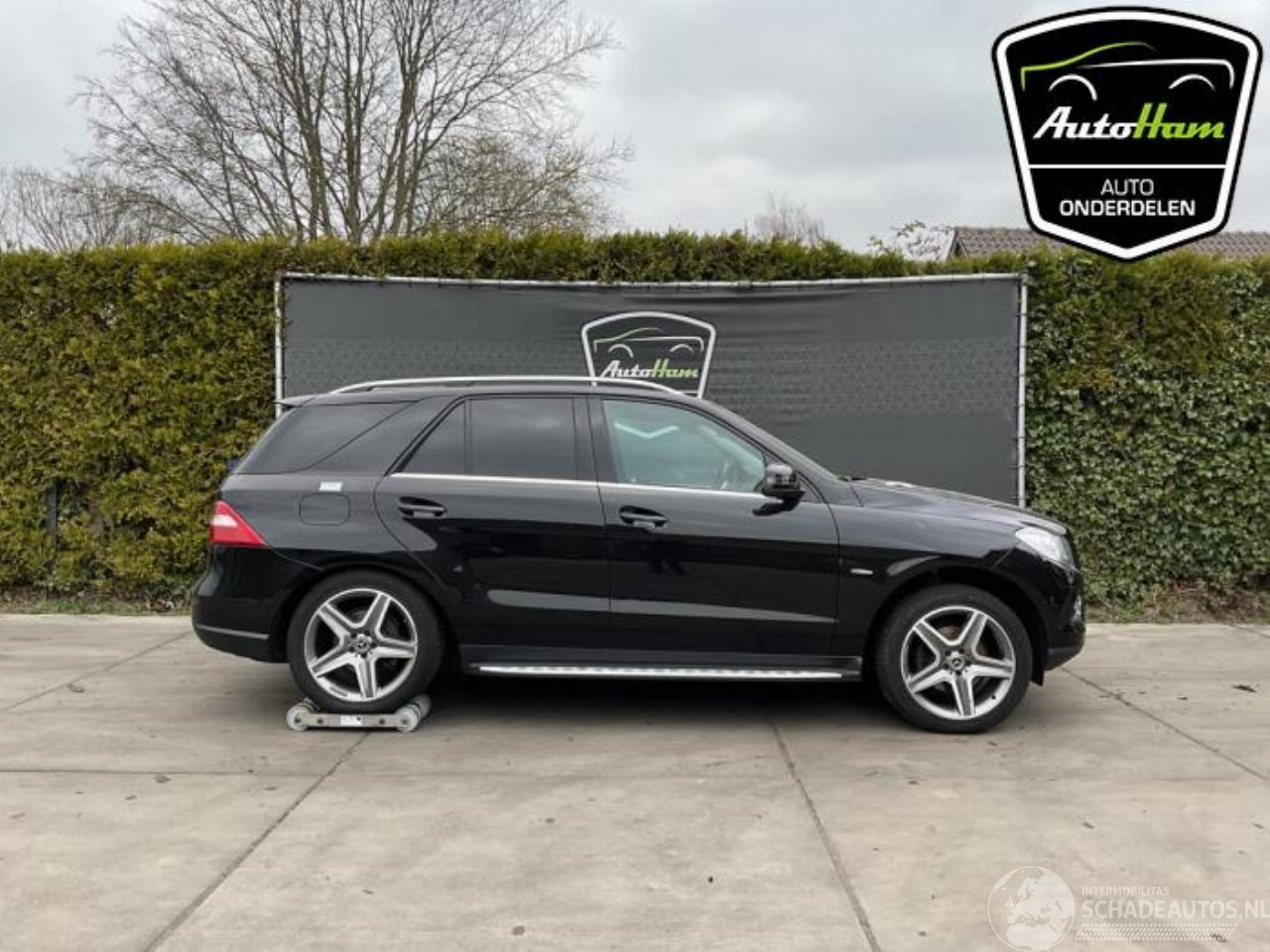 Mercedes ML ML III (166), SUV, 2011 / 2015 3.0 ML-350 BlueTEC V6 24V 4-Matic