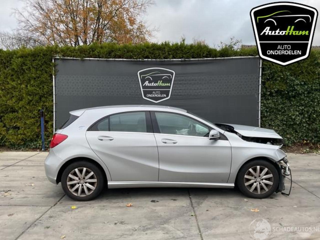 Mercedes A-klasse A (W176), Hatchback, 2012 / 2018 1.6 A-180 16V
