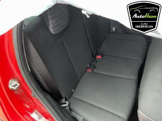 Peugeot 108 108, Hatchback, 2014 1.0 12V VVT-i picture 22