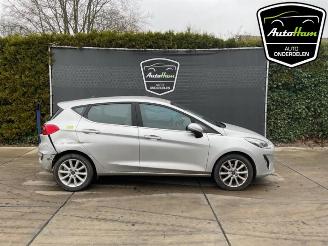 Vrakbiler auto Ford Fiesta Fiesta 7, Hatchback, 2017 1.0 EcoBoost 12V 100 2017/7