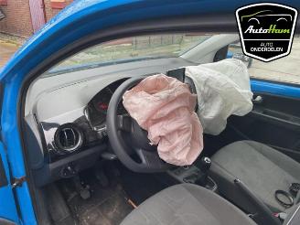 Volkswagen Up! Up! (121), Hatchback, 2011 1.0 12V 60 picture 17