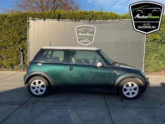 disassembly passenger cars Mini Mini Mini One/Cooper (R50), Hatchback, 2001 / 2007 1.6 16V Cooper 2002/11