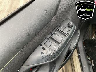 Toyota Yaris Yaris IV (P21/PA1/PH1), Hatchback, 2020 1.5 12V Hybrid 115 picture 14