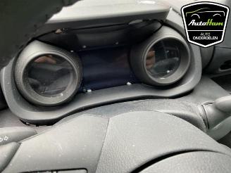 Toyota Yaris Yaris IV (P21/PA1/PH1), Hatchback, 2020 1.5 12V Hybrid 115 picture 15