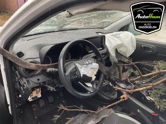 Hyundai I-10 i10, Hatchback, 2019 1.0 12V picture 14