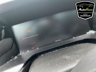 Opel Grandland Grandland (X), SUV, 2017 1.6 Turbo 16V Hybrid picture 19