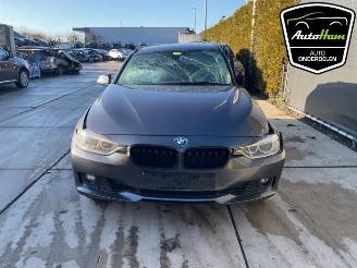 BMW 3-serie 3 serie Touring (F31), Combi, 2012 / 2019 320i xDrive 2.0 16V picture 3