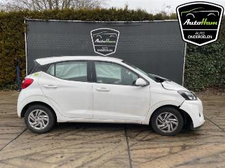 Salvage car Hyundai I-10 i10, Hatchback, 2019 1.0 12V 2023/5