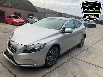 Volvo V-40 V40 (MV), Hatchback 5-drs, 2012 / 2019 1.6 T2 GTDi 16V picture 4