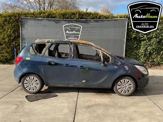 Vrakbiler auto Opel Meriva Meriva (B), MPV, 2010 / 2017 1.4 Turbo 16V Ecotec 2014/3