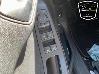 Ford Fiesta Fiesta 7, Hatchback, 2017 1.0 EcoBoost 12V Hybrid 125 picture 13