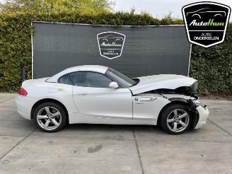 Salvage car BMW Z4 Z4 Roadster (E89), Cabrio, 2009 / 2016 sDrive 18i 2.0 16V 2014/3