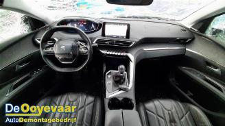 Peugeot 5008 5008 II (M4/MC/MJ/MR), MPV, 2016 / 2024 1.2 12V e-THP PureTech 130 picture 2