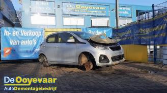 Peugeot 108 108, Hatchback, 2014 1.0 12V picture 5