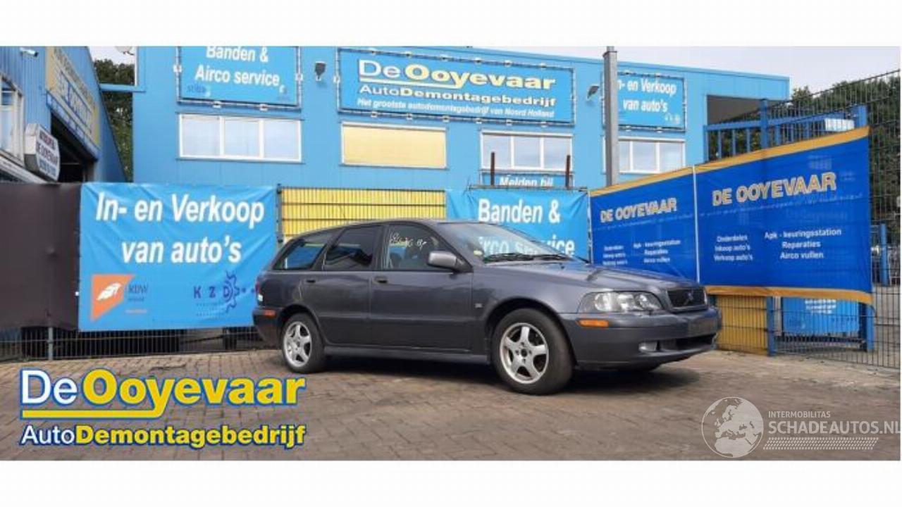 Volvo V-40 V40 (VW), Combi, 1995 / 2004 1.8 16V
