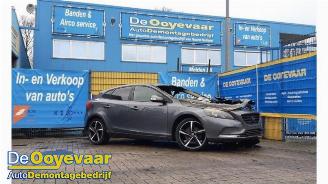 Volvo V-40 V40 (MV), Hatchback 5-drs, 2012 / 2019 1.6 T3 GTDi 16V picture 4