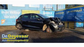 Coche siniestrado Seat Ibiza Ibiza V (KJB), Hatchback 5-drs, 2017 1.0 TSI 12V 2019/12