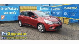 Coche siniestrado Renault Clio Clio IV Estate/Grandtour (7R), Combi 5-drs, 2012 / 2021 0.9 Energy TCE 90 12V 2018/10