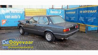 Sloopauto BMW 3-serie 3 serie (E21), Sedan, 1975 / 1984 316 1982/10