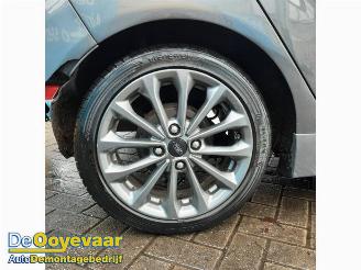 Ford Fiesta Fiesta 6 (JA8), Hatchback, 2008 / 2018 1.0 EcoBoost 12V 100 picture 4