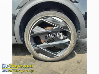 Peugeot 408 408, Liftback, 2022 1.6 16V HYbrid 225 picture 3