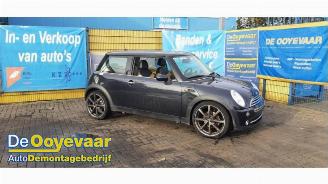 Dezmembrări autoturisme Mini Cooper Mini (R50/53), Hatchback, 2001 / 2007 1.6 16V Cooper 2005/7