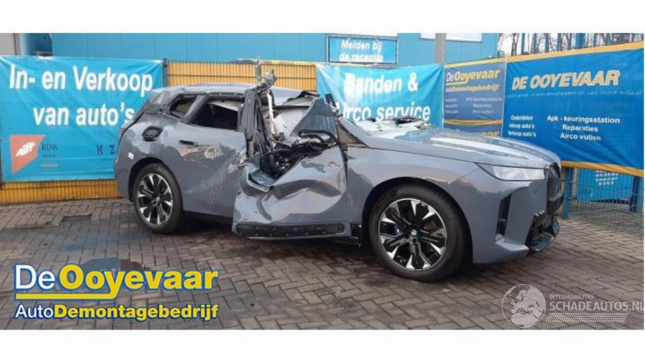 BMW iX iX (I20), SUV, 2021 xDrive45 101 kWh