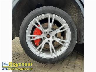 Tesla Model Y Model Y (5YJY), SUV, 2019 / 2025 RWD picture 9