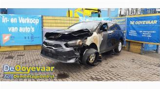 Kia Cee d Ceed Sportswagon (CDF), Combi 5-drs, 2018 1.0i T-GDi MHEV 12V picture 4