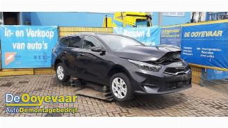 Vrakbiler auto Kia Cee d Ceed Sportswagon (CDF), Combi 5-drs, 2018 1.0i T-GDi MHEV 12V 2022/10