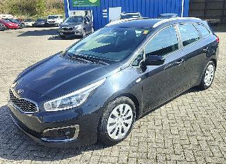 Tweedehands auto Kia Ceed Kia Ceed Sportswagon Edition 7  ( 1400 benzine ) 2017/9