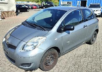  Toyota Yaris toyota yaris 2010/6
