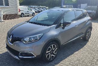 Gebrauchtwagen PKW Renault Captur Renault Captur Luxe lederen bekleding, navigatie en achteruitrijcamera, in topconditie. 2015/3