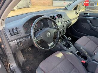 Volkswagen Golf GT picture 9