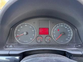 Volkswagen Golf GT picture 8