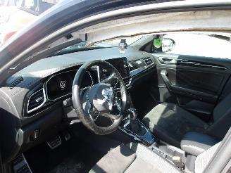 Volkswagen T-Roc R-LINE picture 2