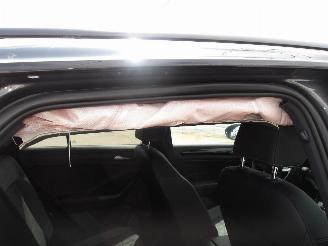 Volkswagen T-Roc R-LINE picture 3