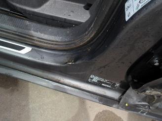 Volkswagen T-Roc R-LINE picture 17