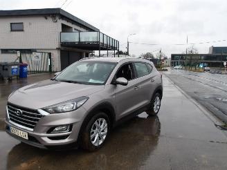 Hyundai Tucson 1.6 CRDI SLE picture 3