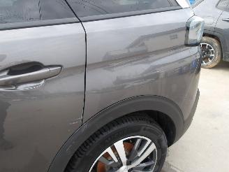 Peugeot 5008 HYBRID ALLURE picture 12