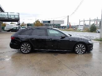 Audi A4 S-LINE picture 3