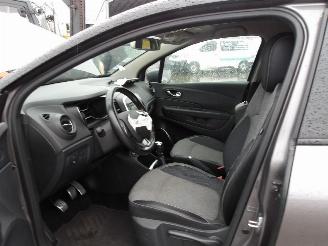 Renault Captur  picture 14